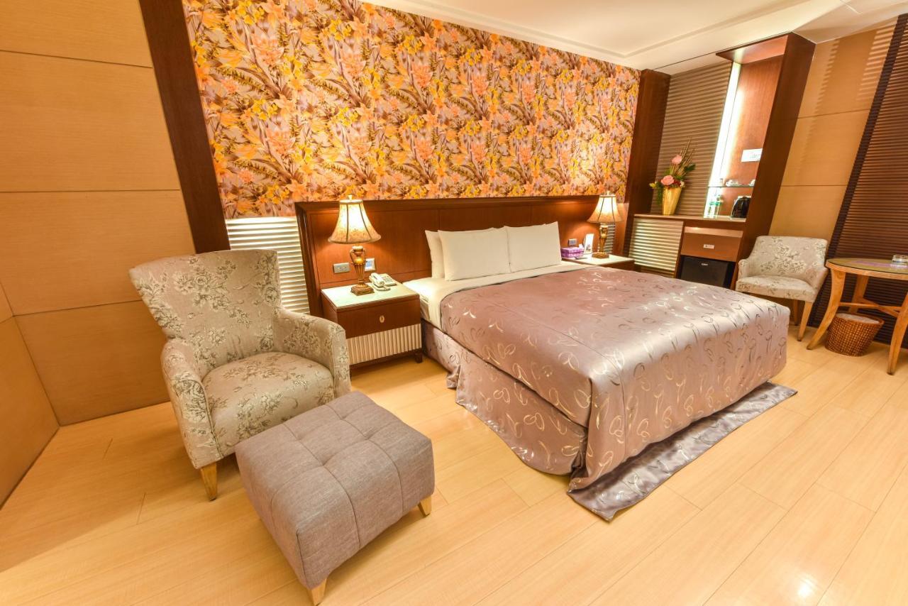 Purple Garden Motel Kaohsiung Zewnętrze zdjęcie