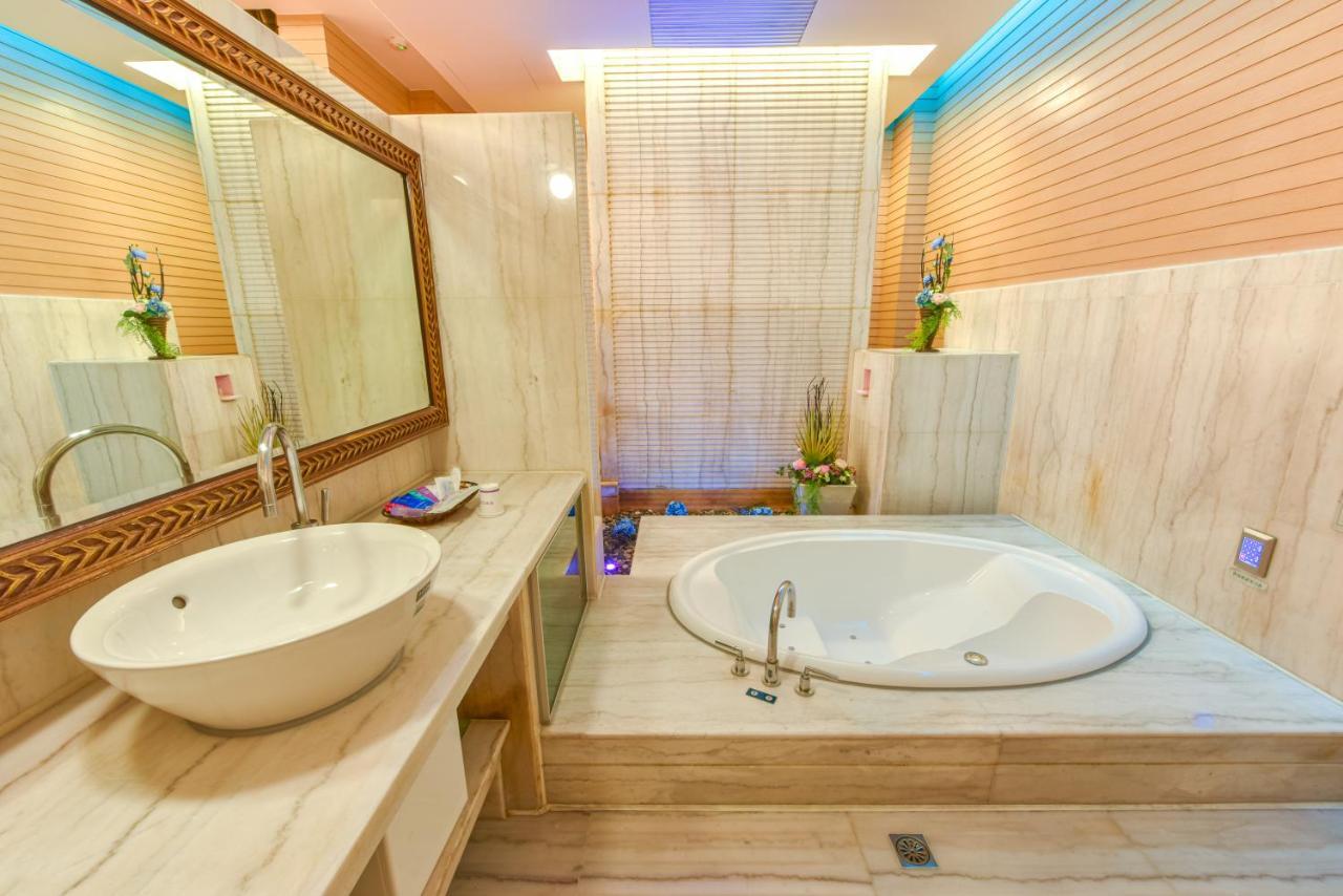 Purple Garden Motel Kaohsiung Zewnętrze zdjęcie